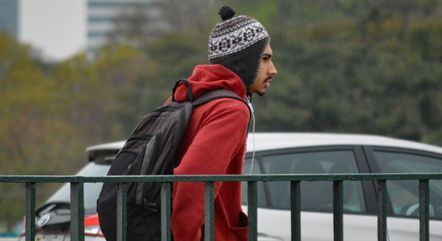 Semana começou com clima frio e muitas nuvens na cidade de São Paulo