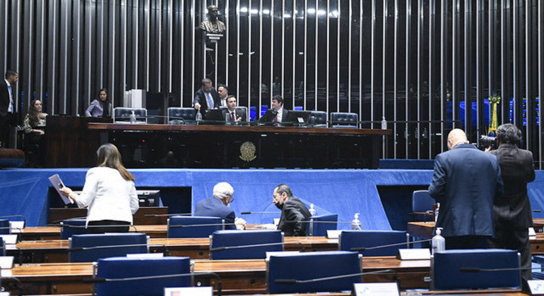 Plenário do Senado Federal durante discussão do projeto de lei