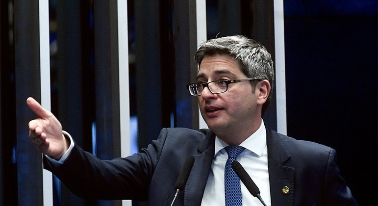 Senador Carlos Portinho (PL-RJ), líder do governo no Senado