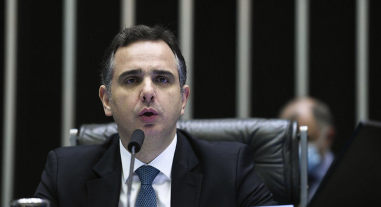 Rodrigo Pacheco (PSD-MG) presidindo sessão no Senado Federal