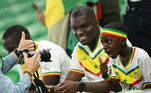 A foto da foto do pequeno torcedor do Senegal dentro do estádio