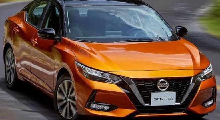 Com grandes chances de vir ao Brasil, a Nissan apresentou essa semana na Argentina a nova geração do sedã médio Sentra