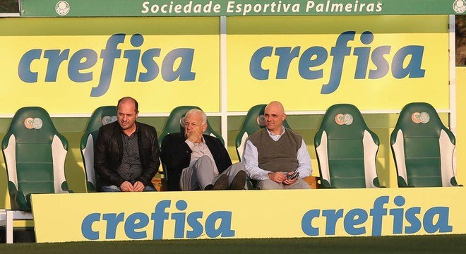 Seraphim tem enorme força nos bastidores. Sustenta Galiotte no poder