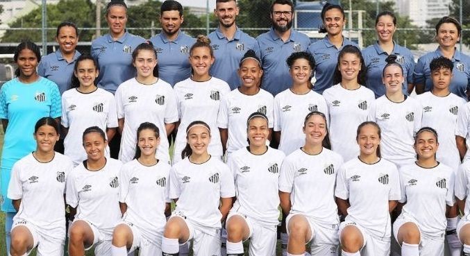 Sereinhas da Vila goleiam Centro Olímpico em estreia no Campeonato Paulista  Feminino Sub-17 - Santos Futebol Clube