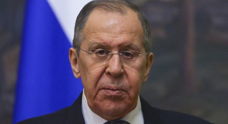 Segundo ministro Sergei Lavrov, Rússia vai se aproximar da China