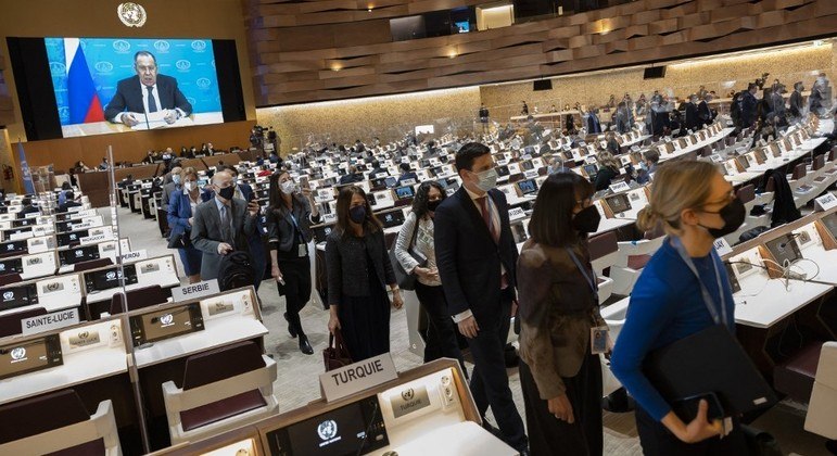 Representantes de parte dos países boicotaram discurso de Sergey Lavrov