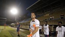 Médicos começam a tirar sedação de goleiro do PSG, e falam em 'sinais de esperança'