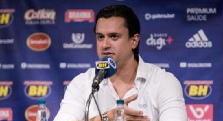Sérgio tentou amenizar o ambiente tumultuado no Cruzeiro em seu pronunciamento