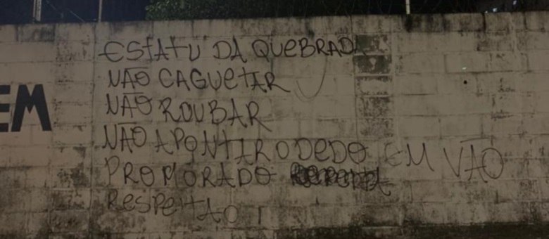 Estatuto estabelecido por facção criminosa em bairro periférico de Macapá (Reprodução/Record TV)