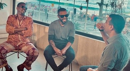 Seu Jorge e Alexandre Pires em entrevista ao 'Domingo Espetacular'