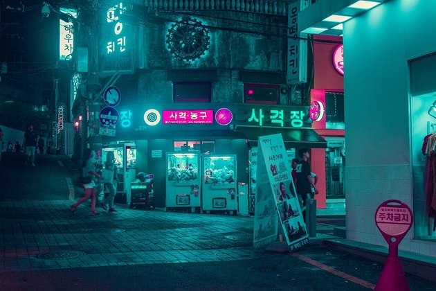 Seul, Coreia do Sul: A iluminada capital coreana conta com palácios centenários, metrôs e arranha-céus ultramodernos em uma mistura entre o passado e o presente.