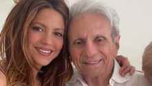 Shakira revela que pai perdeu funções neurológicas após acidente em viagem para consolá-la