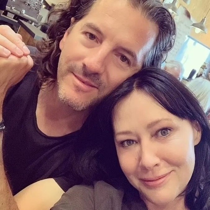 Shannen Doherty e Kurt Iswarienko estavam casados havia 11 anos
