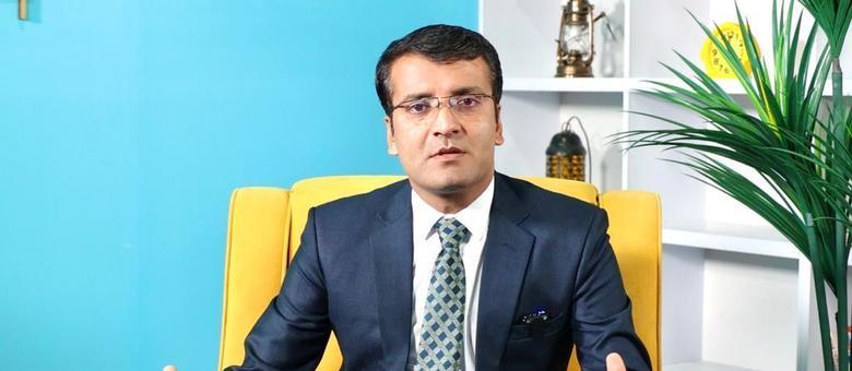 O médico psiquiatra  Sharafuddin Azimi, professor associado na Universidade de Cabul
 (Arquivo pessoal)