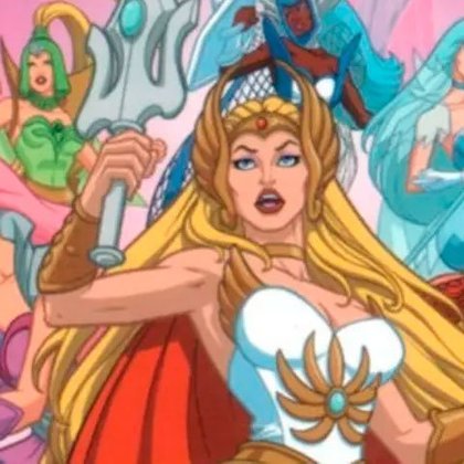She-Ra é irmã de He-Man e, assim como o irmão, adorada pelos fãs na década de 80. Ela luta para libertar o planeta Eternia da ditadura de Horda, liderada pelo tirano Hordak e seu exército de mutantes.