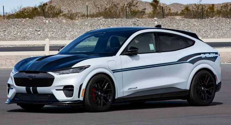 Shelby Mustang Mach-E chega ao mercado europeu para celebrar o centenário de Carroll Shelby