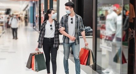 Shoppings podem abrir aos domingos em BH