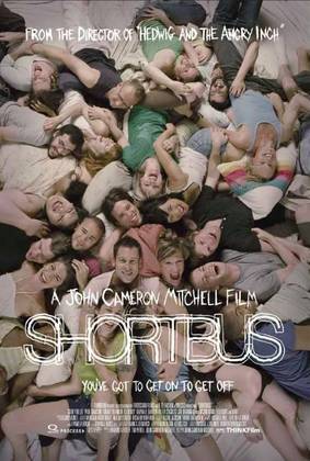 “Shortbus” (2006): O título do filme é o nome da casa noturna em que os frequentadores vão para fazer sexo. Para que os atores se sentissem mais à vontade, todos os membros da produção trabalhavam nus enquanto gravavam as cenas.