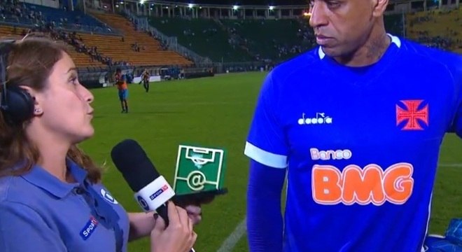 Sidão ficou constrangido com o troféu. Vergonhosa a entrega do prêmio 