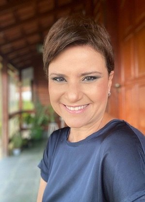 Silvia Garcia foi uma das apresentadores do "Noticidade"