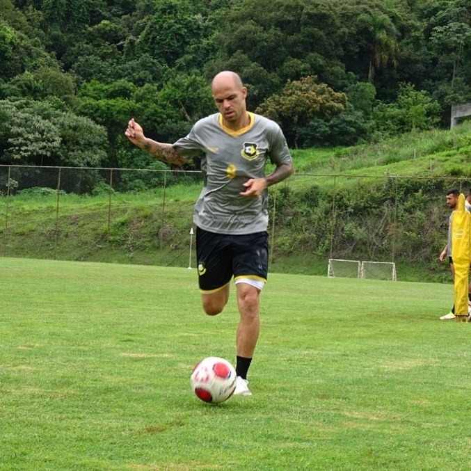Atacante Silvinho marcou o gol da equipe contra o Palmeiras