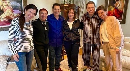 Silvio Santos apareceu em foto com a família