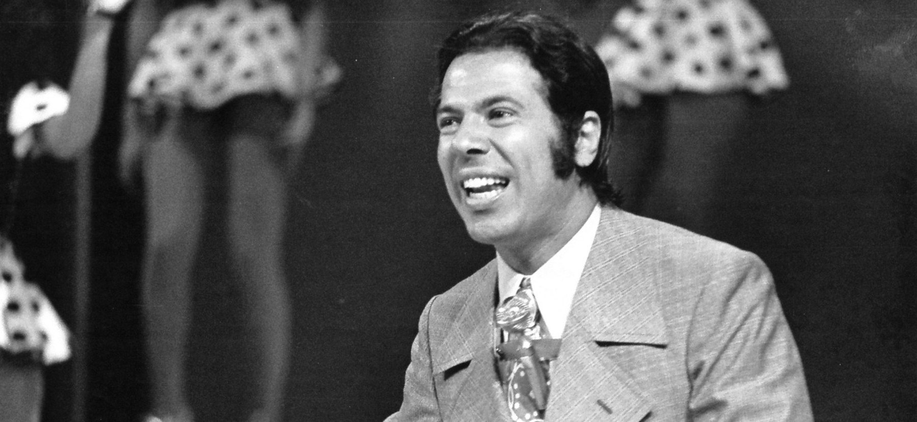 70 anos de TV: A trajetória de Roque, fiel escudeiro de Silvio Santos -  Quem