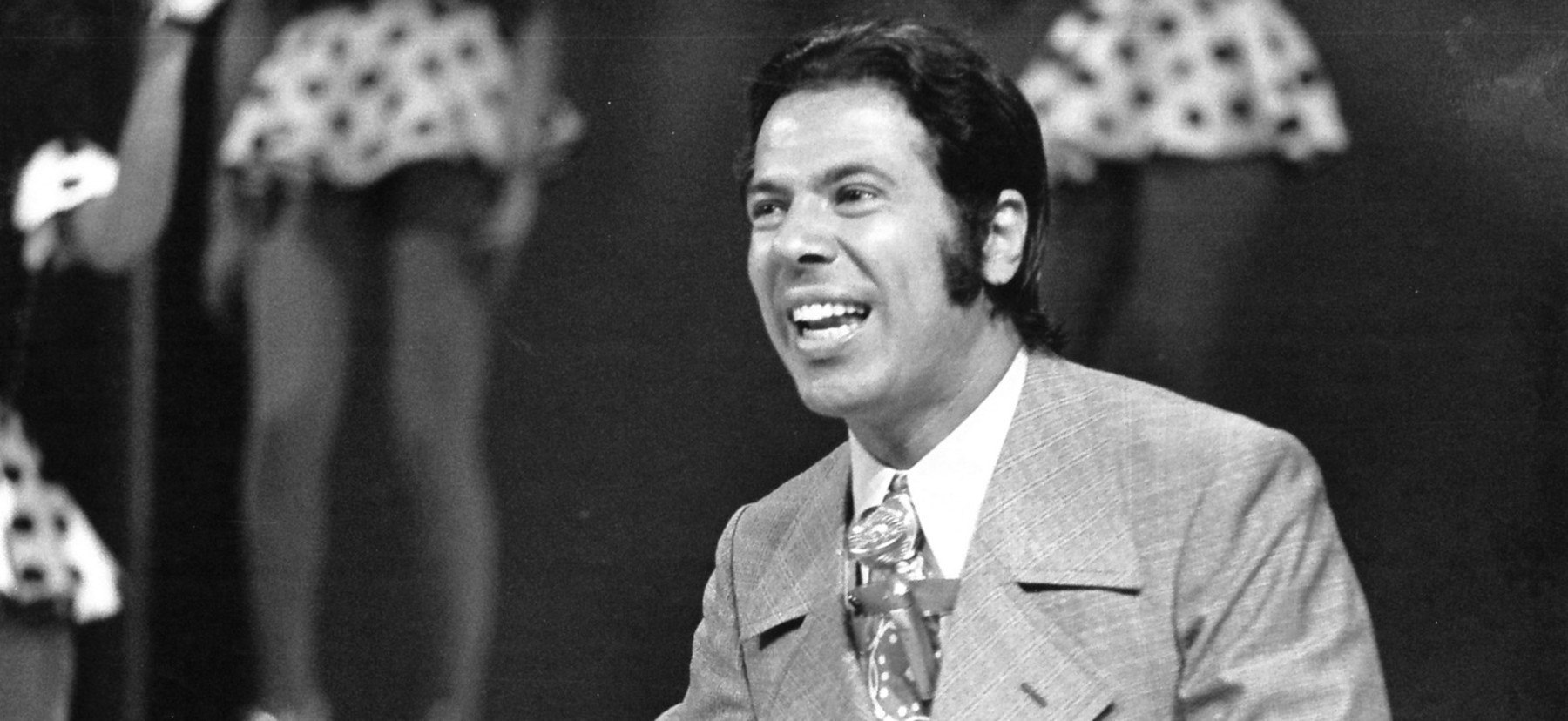 Silvio Santos no programa musical 'Os Galãs Cantam e Dançam' (Arquivo Pessoal/Divulgação)
