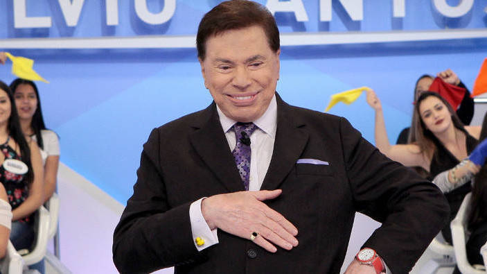 Eterno auxiliar de Silvio Santos, Roque é internado em São Paulo