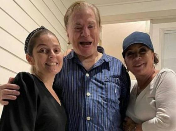 O registro foi feito durante um jantar na mansão de Silvio em Orlando, nos Estados Unidos