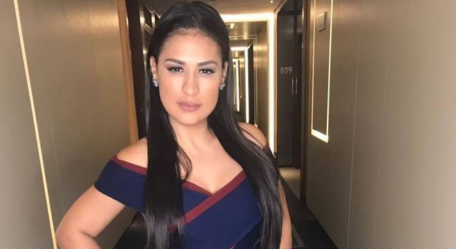 Simone viajou para o México ao lado do marido 