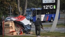 Prefeitura de SP vê alta de famílias sem-teto e prevê novo abrigo