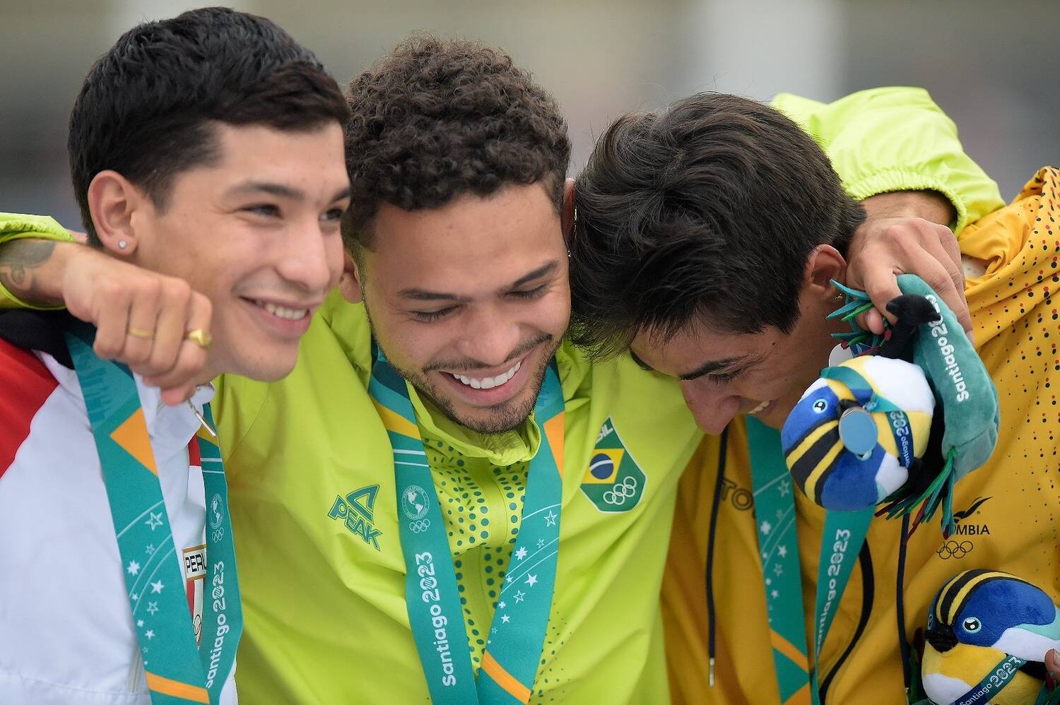 Pan-Americanos: Brasil bate Argentina e segue 100% no vôlei