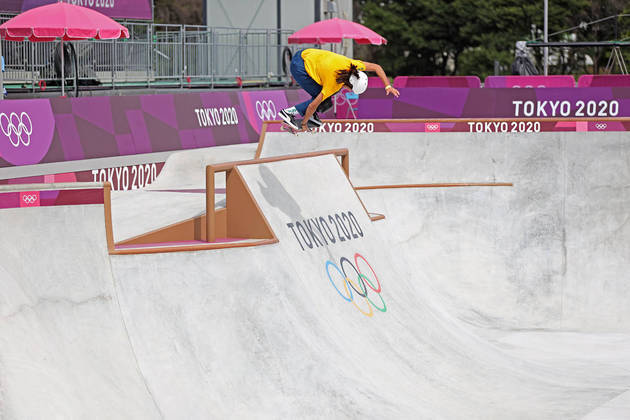 Conheça a dupla do skate park que é esperança de medalha do