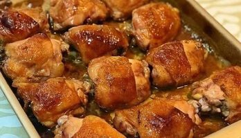 Veja como preparar deliciosas sobrecoxas de frango assadas (Aprenda a preparar deliciosas Sobrecoxas de Frango Assadas)