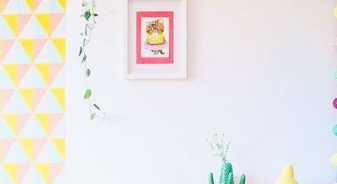 Sofá colorido amarelo