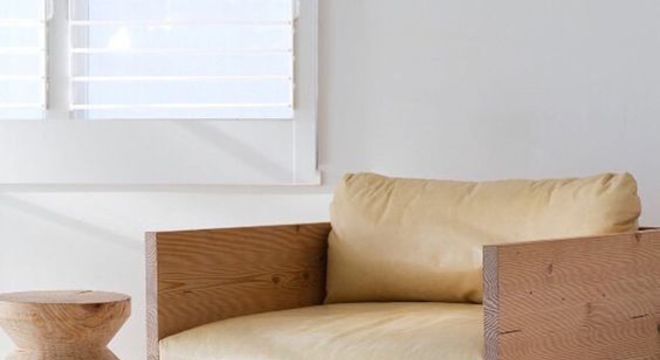 Sofá de madeira para sala de estar 