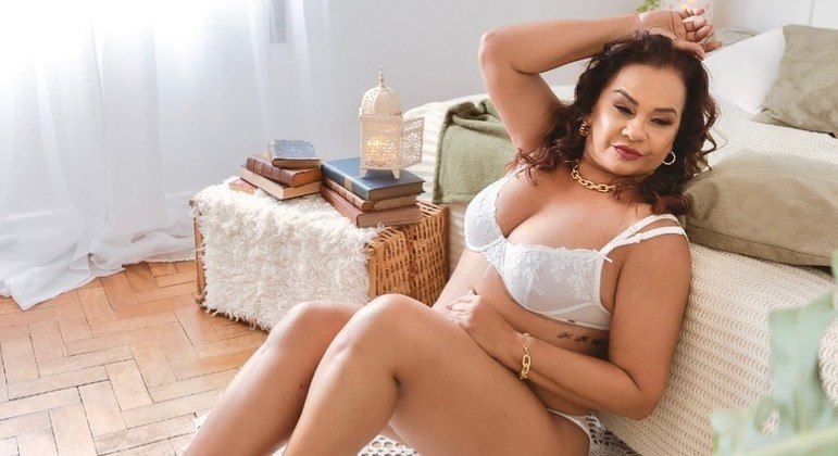 Solange Couto compartilhou foto de lingerie nas redes sociais