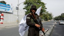 Após retorno ao poder, Talibã reforça postura retrógrada no Afeganistão