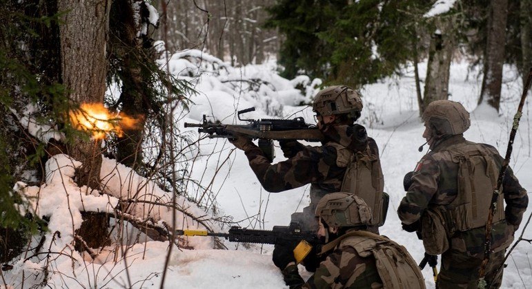 Soldados franceses da Otan em treinamento na Estônia