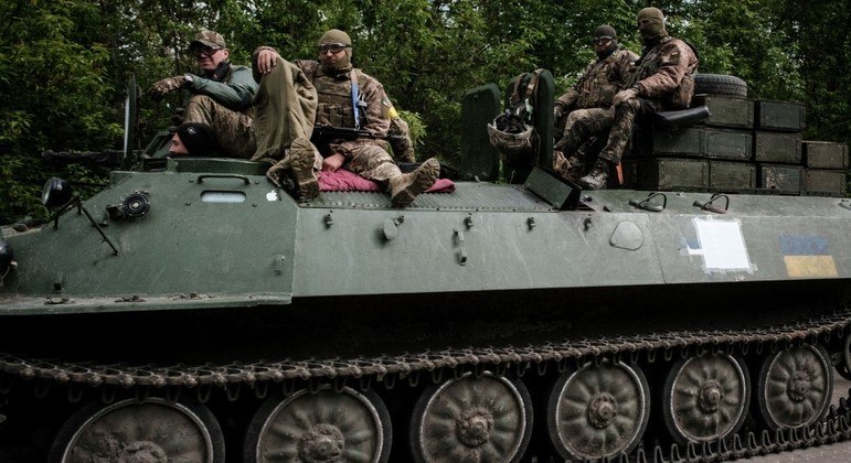 Tropas ucranianas estão se preparando para novas ofensivas no Donbass