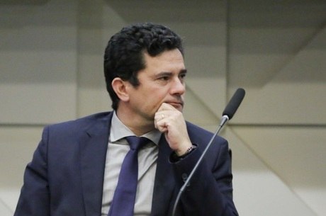 Moro tem celular invadido por hacker