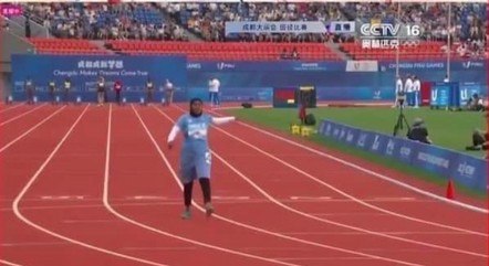 Nasra Ali Abukar fez o pior tempo da história da prova
