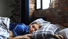 Dormir mais no fim de semana pode ser insuficiente para compensar privação de sono