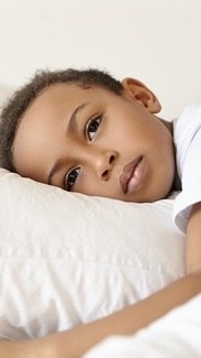 Dormir bem é essencial para a criança crescer saudável