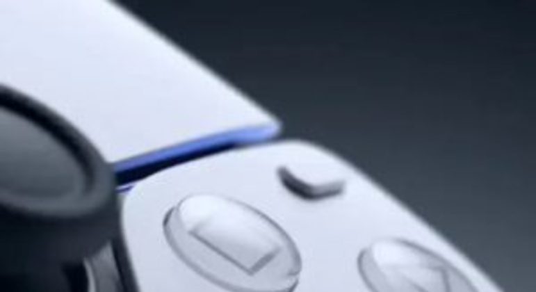Sony deve lançar novo controle DualSense com bateria de maior capacidade