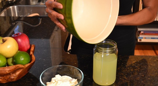 Soro do Kefir Leite: Veja com extrair o soro do leite e obter Whey Protein Natural