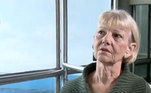 Nunca é tardeNunca é tarde para formar uma família. Aos 61 anos, Antônia superou o preconceito e as
dificuldades financeiras para realizar o sonho de ser mãe. Foram 25 anos
tentando a gravidez, que era dificultada por conta de uma endometriose. A mulher
conta que sofreu até no processo de adoção que tentou antes da gestação: 'Me falaram
que eu tinha cara de avó. Saí de lá arrasada'. Para fazer uma surpresa com as
crianças, Ana levou a família toda para conhecer o famoso Aquário de Santos
(SP)