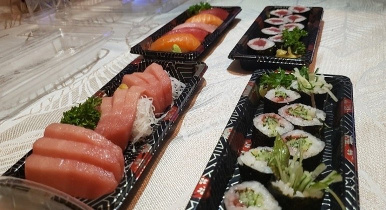 Sashimis e suhis da Sozai Deli chegam perfeitos em casa