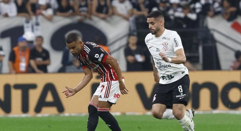 Paulinho: Sabe bem vencer por muitos, mas [vitória] só vale três